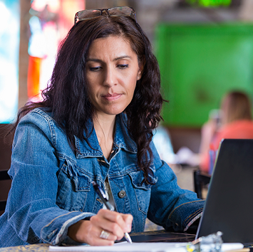 How to Create a Realistic Budget For Your Restaurant