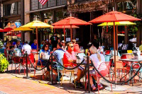 How to Expand Dining Outside Effectively and Legally
