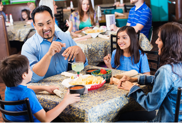 15 Ideas to Make Your Restaurant More Family-Friendly