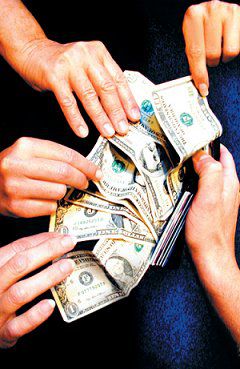 Controlling Employee Theft&##x3a; Cash