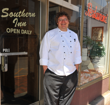 Southern Inn Expands Take-Out Offerings to Lift Sales and Adapt to Pandemic Restrictions