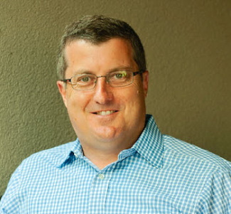 Consultant TJ Schier, of OffPremisesDomination.com, is exploring a novel hybrid model he hopes will solve some of the problems that operators encounter with third-party delivery.