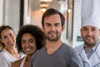 Winning the War for Workers&##x3a; How to Create a Healthy, Positive Culture In Your Restaurant and On Your Shift