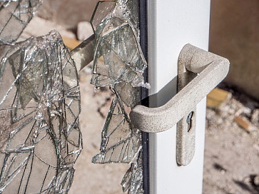 Avoiding and Managing Burglaries in Your Restaurant