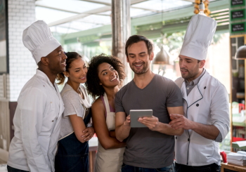 The Qualities of a Magnetic Restaurant Manager