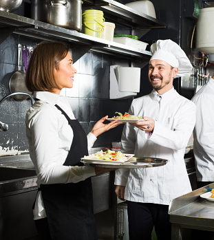Expediter Training Program &mdash&##x3b; Manual, Trainer&##x27;s Notes, Final Test, & Certification