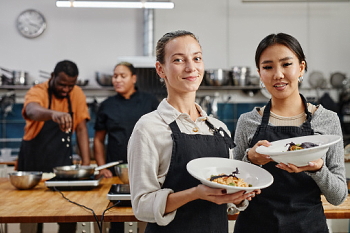 Efficient and Effective Independent Restaurant Onboarding Practices