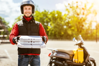 Delivery Driver &##x28;QSR&##x29; Training Program &mdash&##x3b; Manual, Trainer&##x27;s Notes, Final Test & Certification