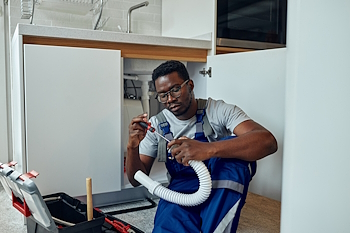 How to Prevent and Address Common Restaurant Plumbing Problems