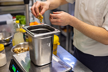 Measuring up - How to Select Scales for a Restaurant