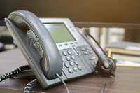 How to Select a Phone System for Your Startup Restaurant
