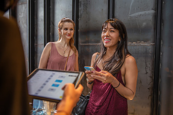 You Had Them at Hello Earning Your Guests&rsquo; Loyalty