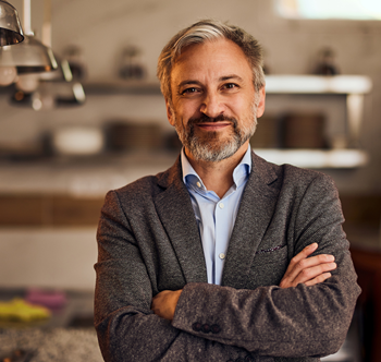 ATTENTION OWNERS&##x21; Why Your Restaurant MUST Be Able to Run Without YOU