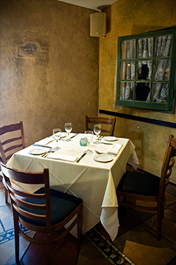 Selecting a Music System for Your Restaurant