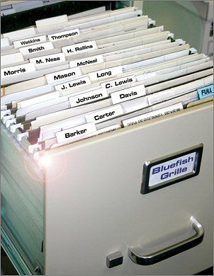 How to Organize & Maintain Your Restaurant&##x27;s Employee Files